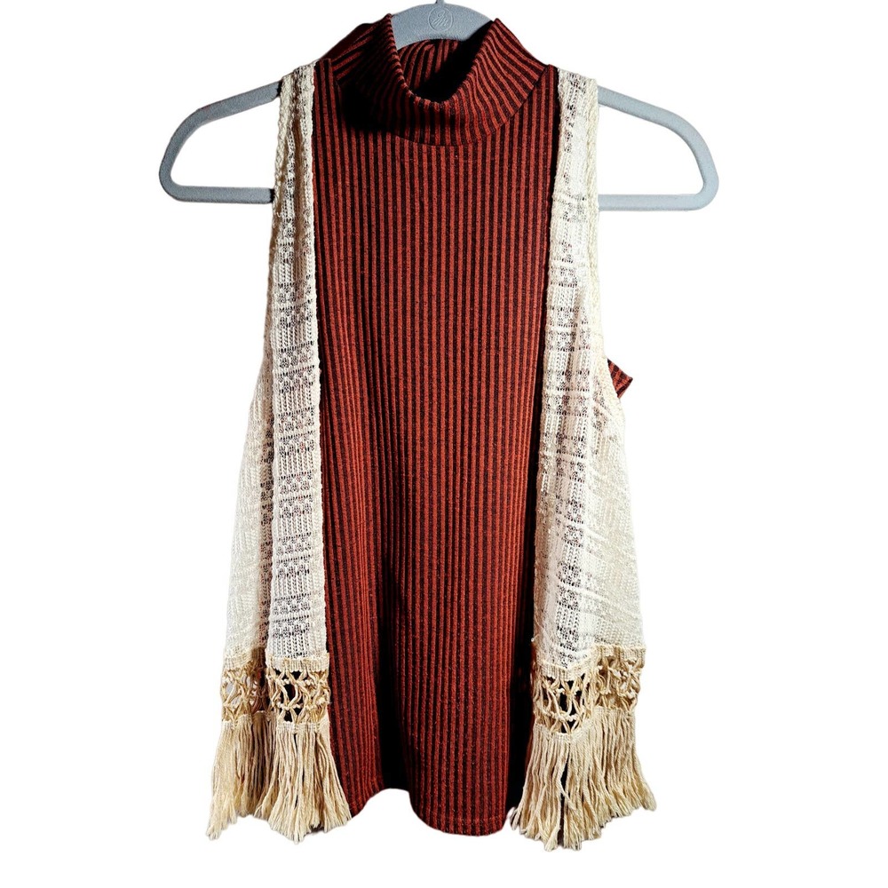 Daytrip Tank Top & Crochet Fringed Vest Set. Brown & Brick Red. Size Small Shirt